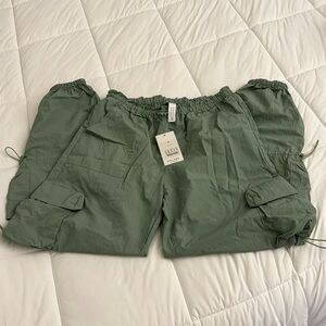 Halara parachute joggers